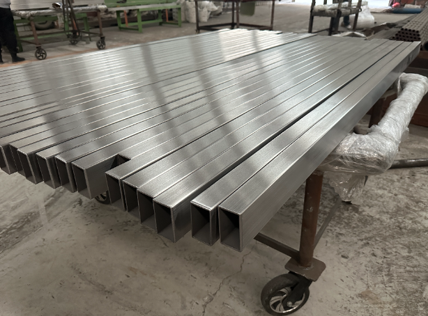 果洛新能源汽车用不锈钢方管 现货